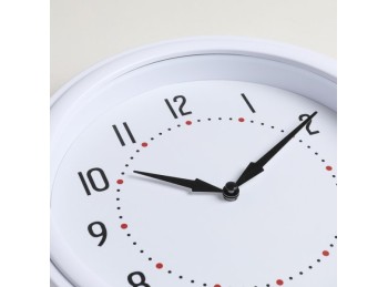 Reloj Queens White