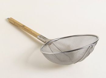 Colador Gastronomico Acero Mango De Madera 31 Cm 
