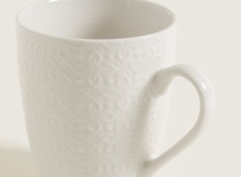 Mug Flores en Relieve Blanco