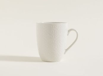 Mug Flores en Relieve Blanco