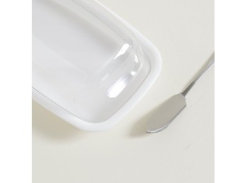 Mantequera Base De Plastico Blanco Y Tapa De Acrilico 18X10X7 Cm