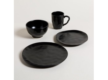 Set De Vajilla X 16 Piezas Kalanit Negra