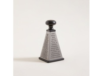Rallador Piramidal C/ Antideslizante 7X10X20 Cm